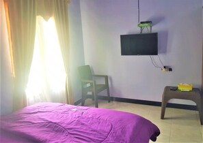 Deluxe Room | Desk, free WiFi, bed sheets - Shakti Beach Hotel & Resort (Labuan Bajo)