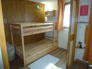 1 bedroom