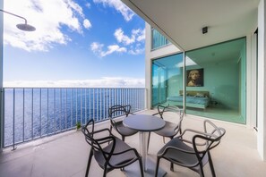 Panoramic Apartment, 2 Bedrooms, Sea View | Terrace/patio - Barreirinha Front-Line Sea View I (Funchal)