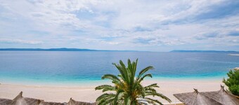 Apartments Violeta, (16521), Podgora, hr