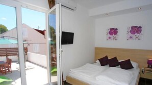 Room - Apartments Petar, (16540), Vodice, hr (Vodice)