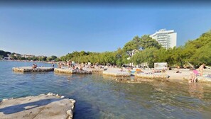 Beach nearby - Rooms Petar, (16545), Vodice, hr (Vodice)