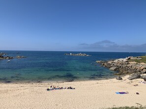Am Strand, Liegestühle, Strandtücher