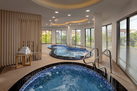 Couples treatment room(s). SAM Quang Binh Hotel
