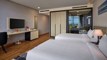1 bedroom, minibar, in-room safe, desk