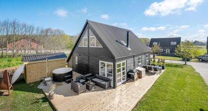 3 bedroom beautiful home in Farsø