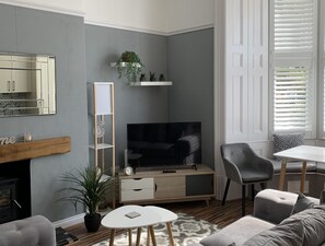 Apartment | Living room