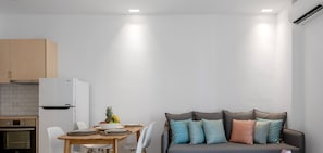 Apartamento clássico | Espaço de trabalho para notebook, ferros/tábuas de passar roupa