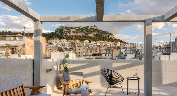 Outdoor dining - The Diplomat's homm Trikoupi 95 (Athens)