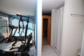 Family Apartment, Multiple Bedrooms, 2 Bathrooms (La Maison du Bonheur) | Fitness facility - La Maison du Bonheur (Lugano)
