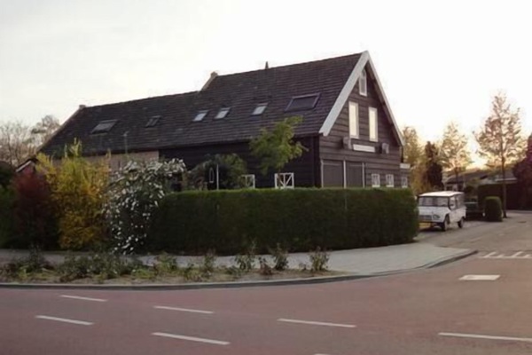 Außenansicht des Gebäudes. Studio in einem Bauernhaus