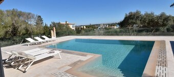 Sehr Geräumige Villa auf Mallorca in Zeitgenössischem Stil, Priv. Pool