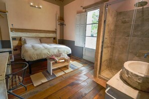 2 عدّة غرف نوم