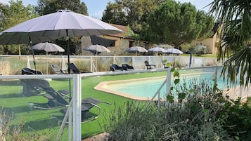 Piscine extérieure, piscine chauffée