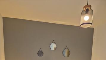 3 chambres, fer et planche à repasser, Wi-Fi gratuit, draps fournis