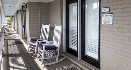 Prime downtown location, luxury condo getaway