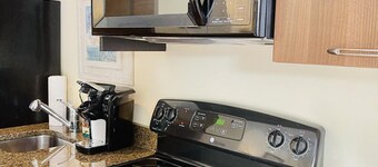 Prime downtown location, luxury condo getaway 