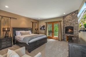 7 bedrooms, iron/ironing board, travel cot, free WiFi