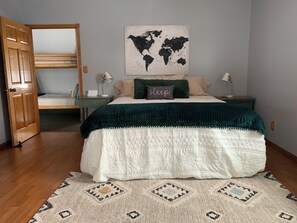 1 bedroom, travel cot, free WiFi, bed sheets