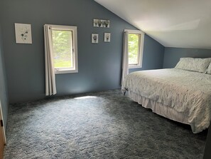 4 habitaciones, escritorio, cuna de viaje y wifi