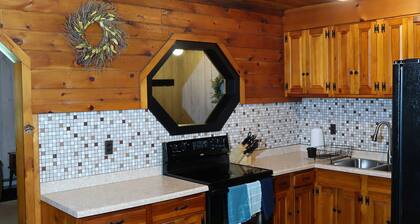 Cozy Woodland 4 Bedroom