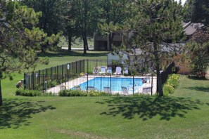 Piscine extérieure, piscine chauffée