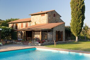 Outdoor pool - CHARMING ESTATE WITH POOL (Suvereto)