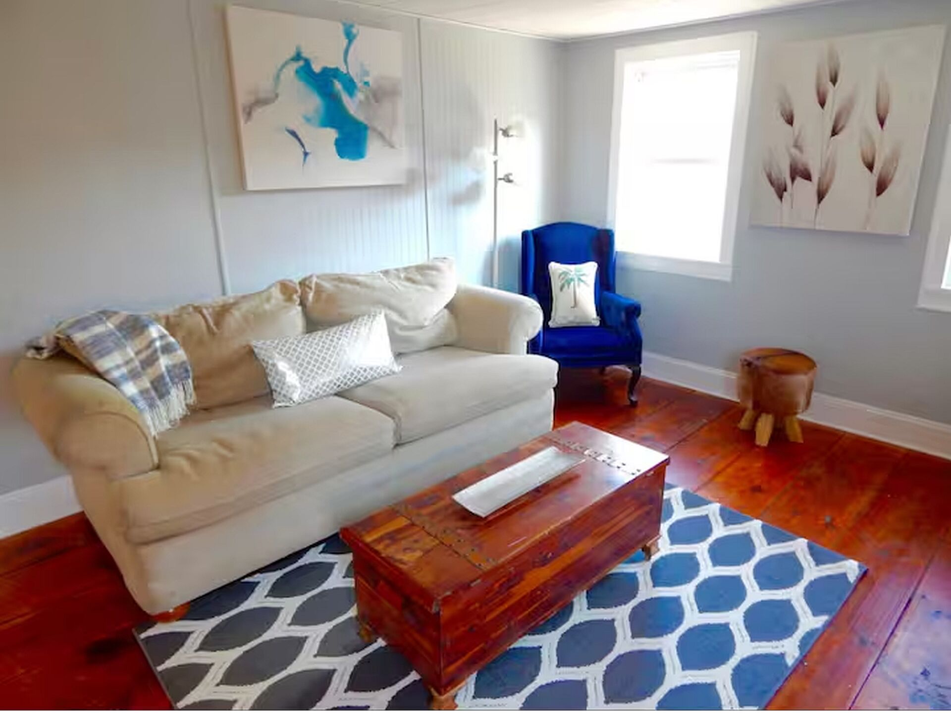 Smart-TV, Kamin, DVD-Player