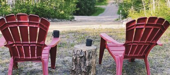 The Cabin on Grey Owl w/hot tub