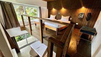 1 bedroom, in-room safe, desk, iron/ironing board