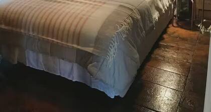 The General's Hideaway near Gettysburg Battlefields, Wineries, Skiing & Hiking less than a mile from the Cashtown Inn