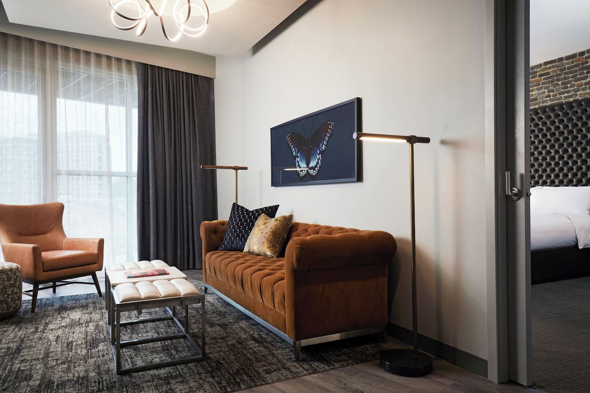 Premium bedding, pillow-top beds, in-room safe, desk