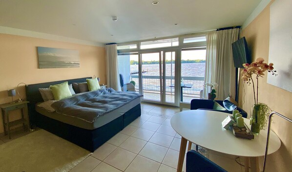 1 chambre, fer et planche à repasser, Wi-Fi, literie fournie