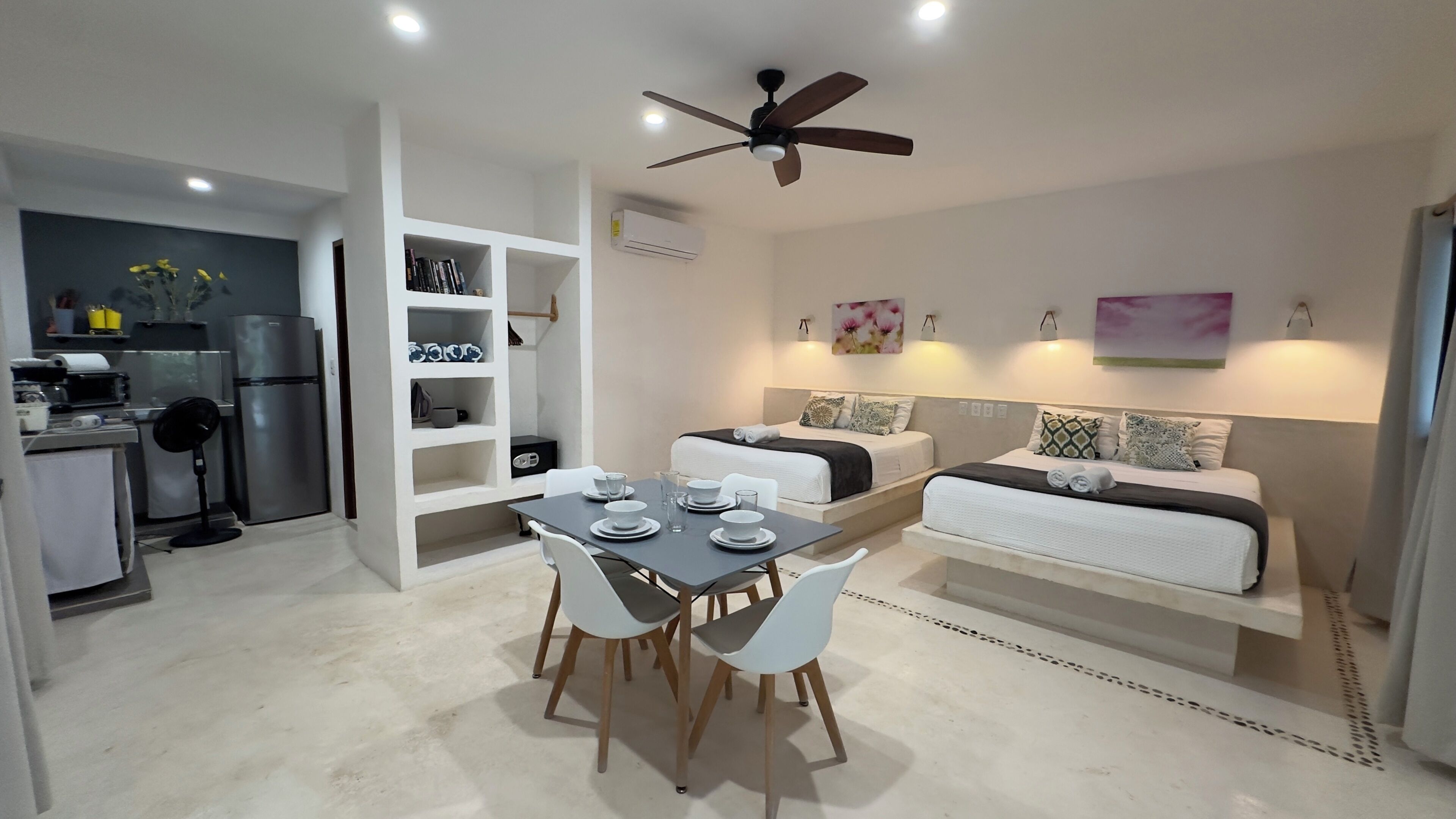 1 dormitorio, tabla de planchar con plancha, cuna de viaje y wifi gratis