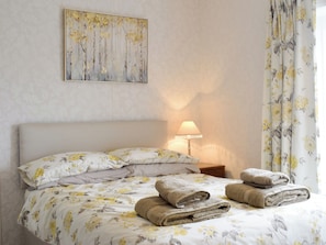 3 soverom, wi-fi (inkludert) og sengetøy