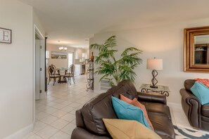 Smart-TV, videospill og bøker