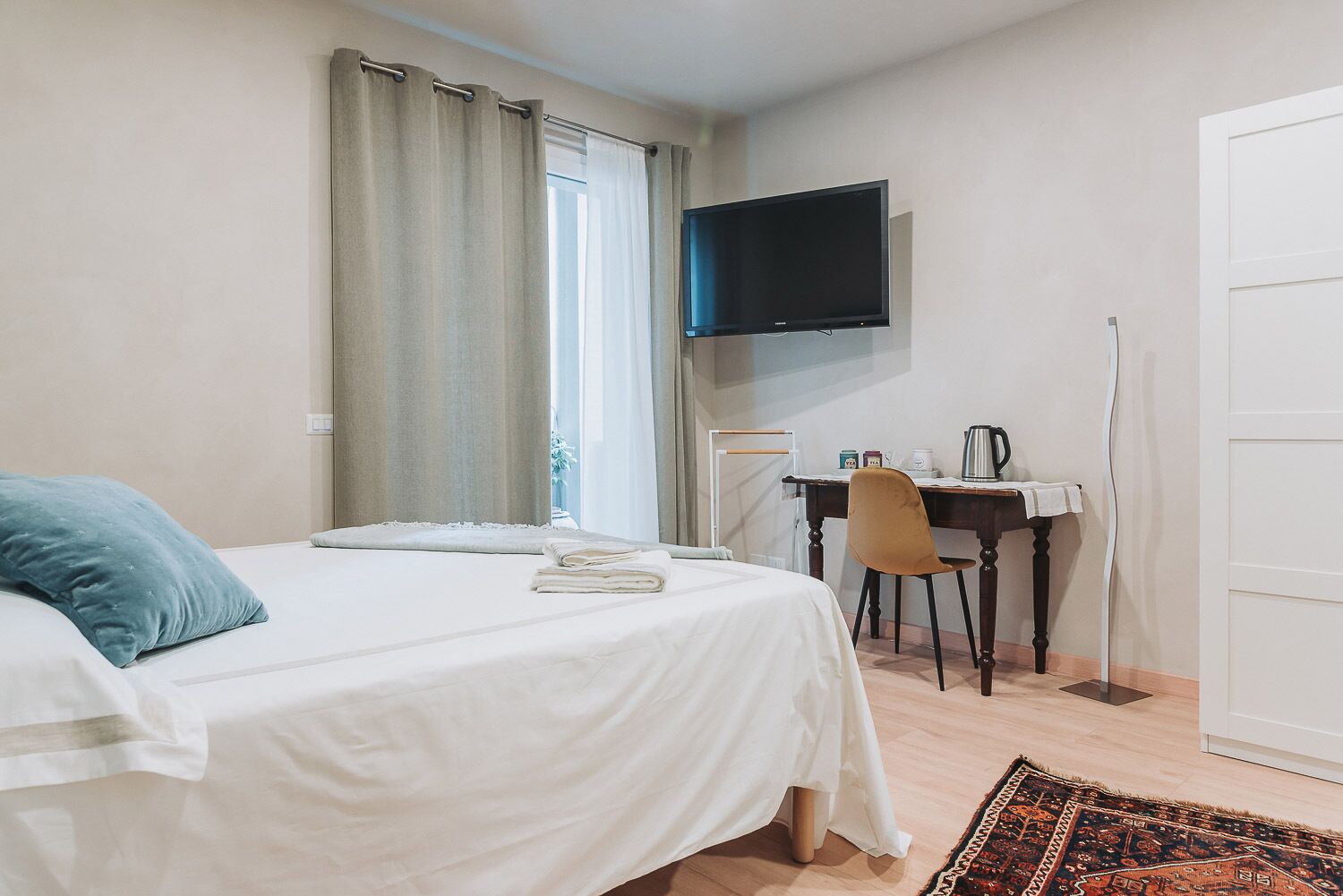 3 Schlafzimmer, Reisekinderbett, kostenloses WLAN, Bettwäsche