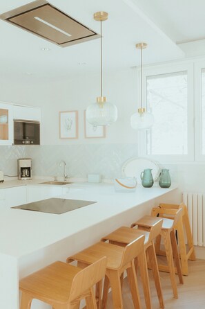 Fridge, microwave, oven, stovetop - Finca Aprisco de Candeleda, a dream to share. (candeleda)