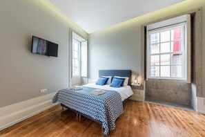 Desk, internet, bed sheets - GuestReady - Bright and airy stay in Vitória (Porto)