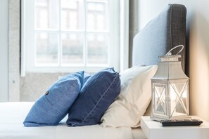 Desk, internet, bed sheets - GuestReady - Bright and airy stay in Vitória (Porto)