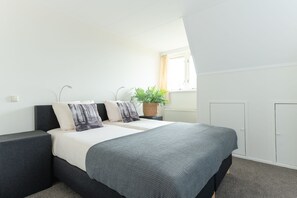 4 camere, Wi-Fi, lenzuola