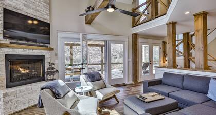 The Farmhouse- Riverfront, Fiber, HotTub, Fish, DogOK, Game Room, Movie Room