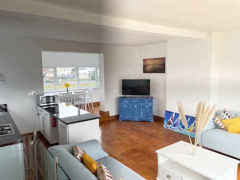 Stunning House Overlooking Nature Reserve - Emsworth
