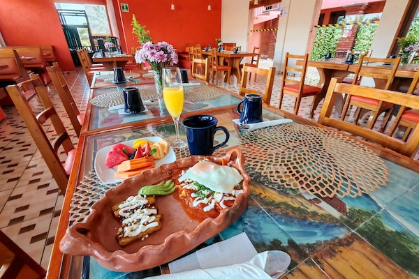 Desayuno completo incluido todos los días