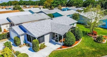 Exceptional Villa Close to Everything – Live Music, Dining & More!