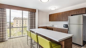 Premium bedding, down duvets, in-room safe, desk