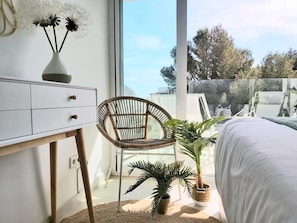 1 bedroom, iron/ironing board, travel crib, free WiFi - Brand New! Caladoy, 150 ms From Canyamel Beach, Solarium & Gardens (Canyamel)