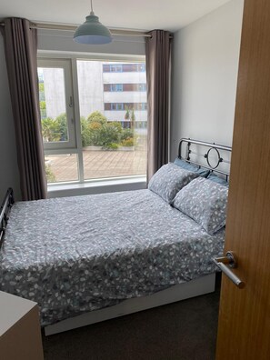 1 Schlafzimmer, Bügeleisen/Bügelbrett, kostenloses WLAN, Bettwäsche
