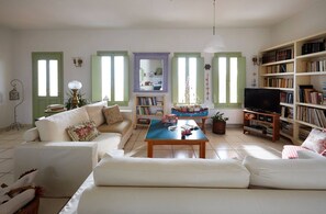 Traditionellt hus - 3 sovrum | Vardagsrum | LCD-tv