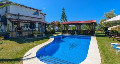 Finca El Albero Carratraca by Ruralidays